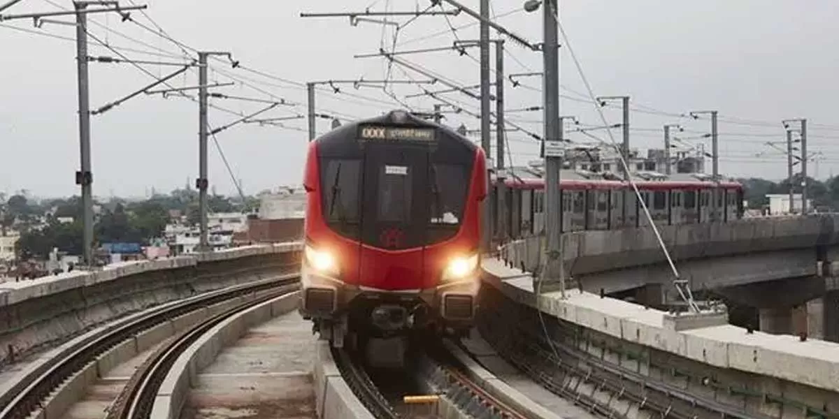 Khattar vows timely execution of Lucknow Metro’s Phase 2