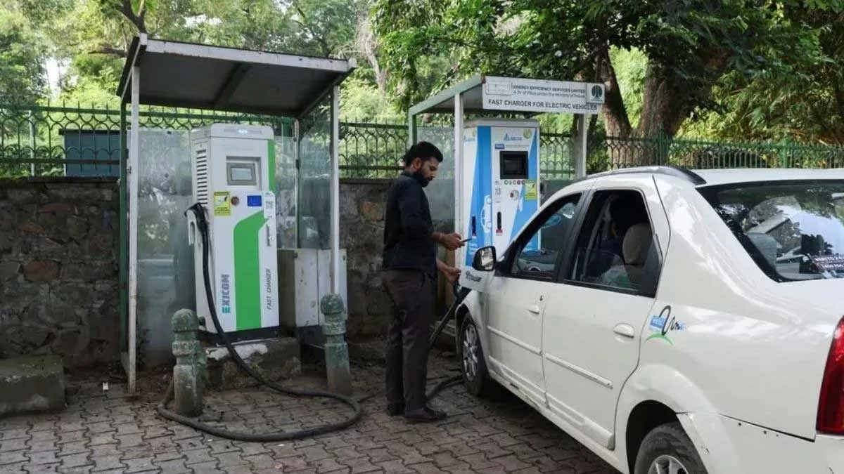 UP Government Waives Hybrid Car Tax