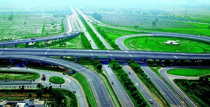 Kanpur-Lucknow Expressway 50% Done, Set to Open in 2025