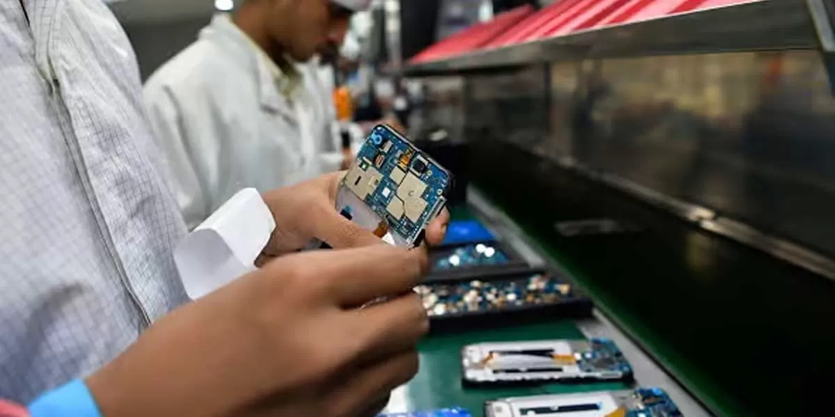 India Plans $500 Billion Electronics Boost, 6 Million Jobs