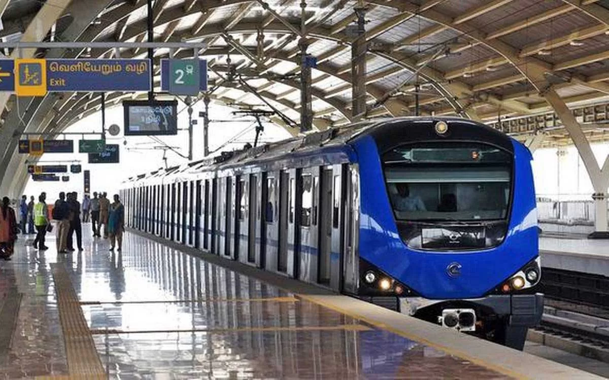 Tamil Nadu CM, union minister review Chennai metro project