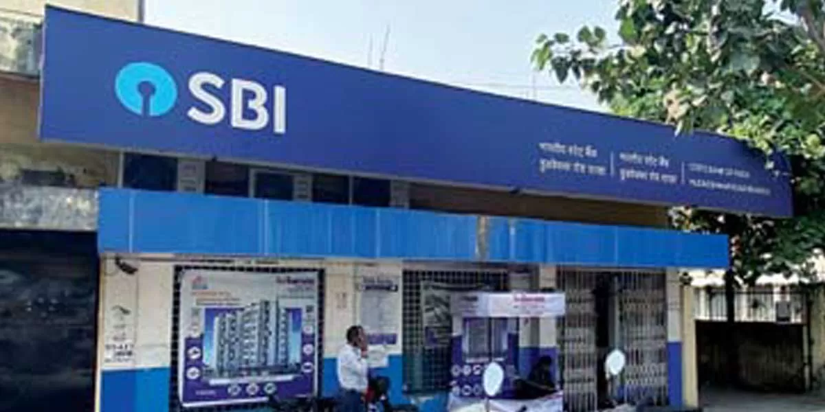 SBI in Talks to Down-sell Part Loan for Adani’s Lanco Acquisition