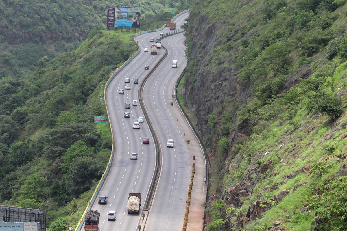 NHAI Awards 400km for Rs 6,584 cr