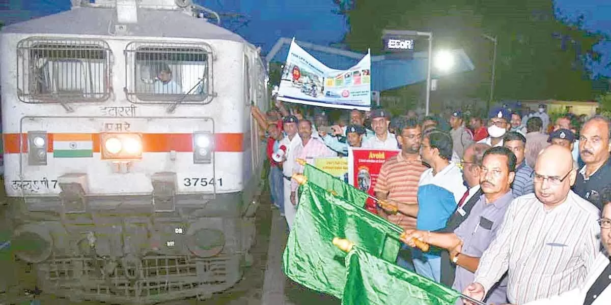 First Refrigerator Container Rake Flagged Off by Waltair Division