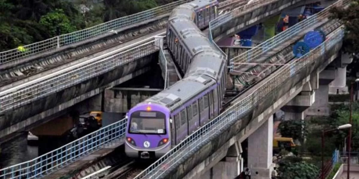 Railway Board DG surveys Kolkata Metro stretches