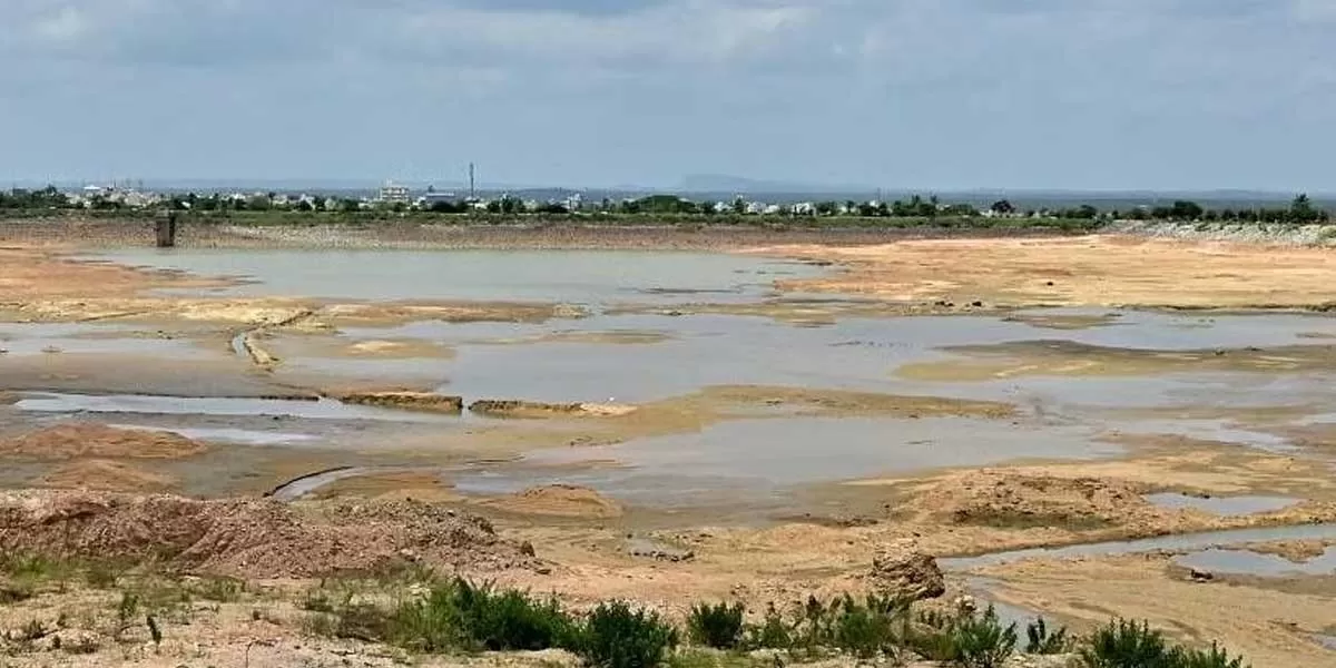 Bengaluru's Lakes Dry Up: Concerns Rise