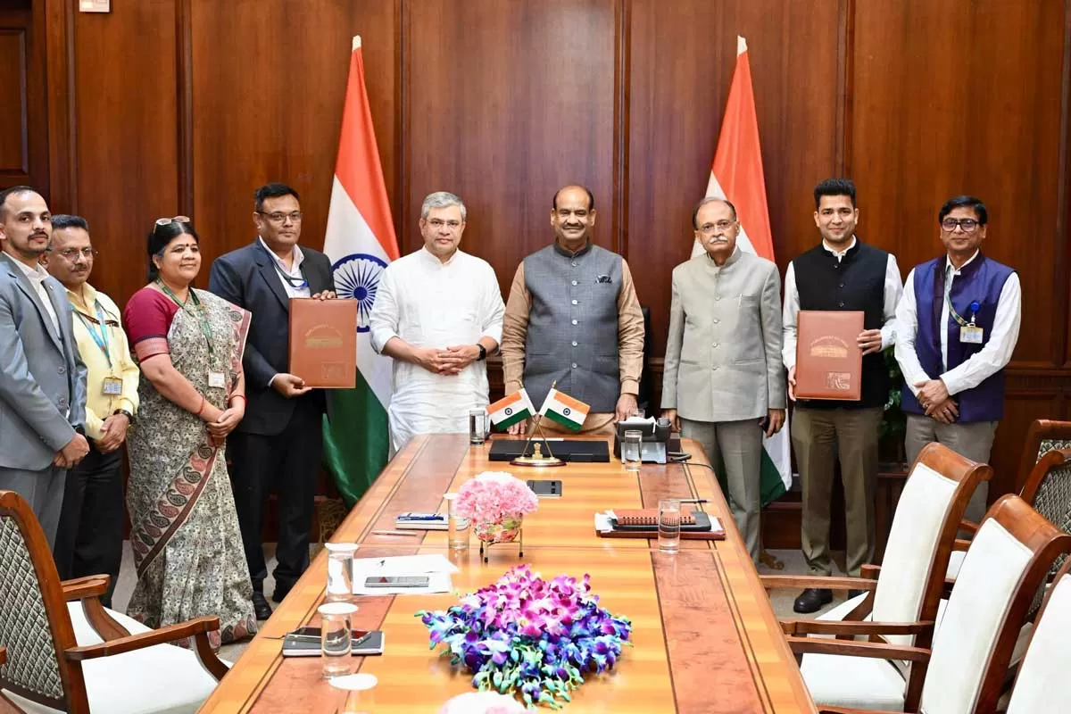 Lok Sabha and MeitY sign MoU for AI-powered Multilingual Operations