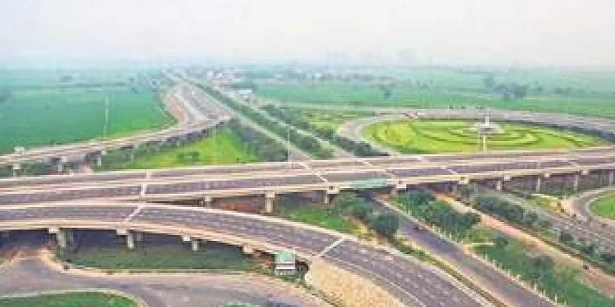 Noida Authority Alerts Public to Illicit Expressway Land Sales