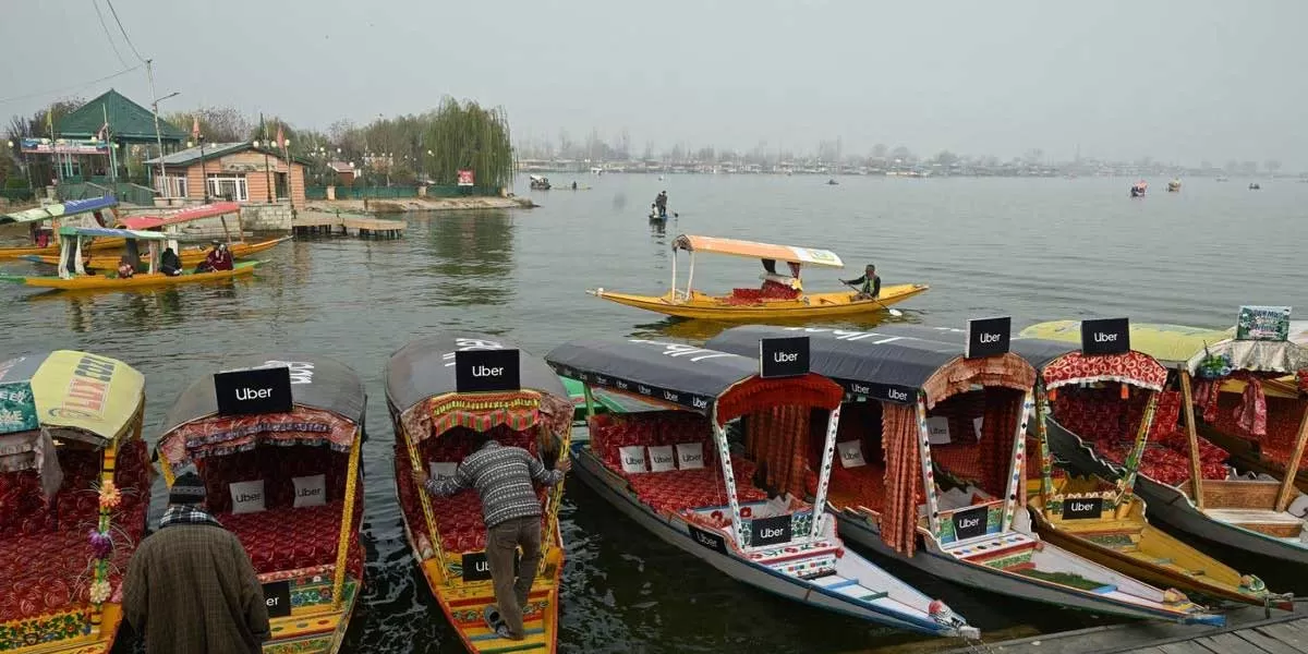 Uber Launches India's First Water Transport Service in Srinagar