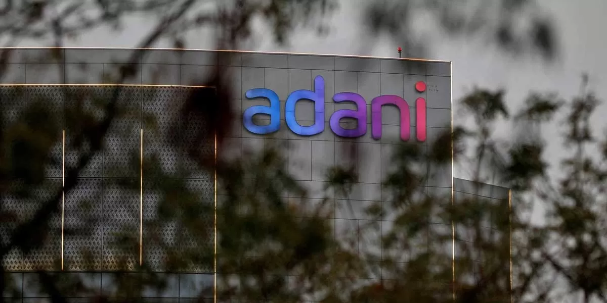 Adani Seeks $1 Billion Airport Investment