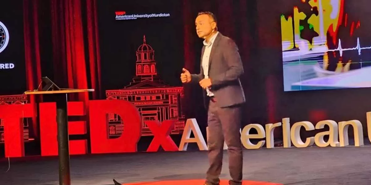 Jack Jendo Showcases Digital Twin Technology Live on the TEDx Stage