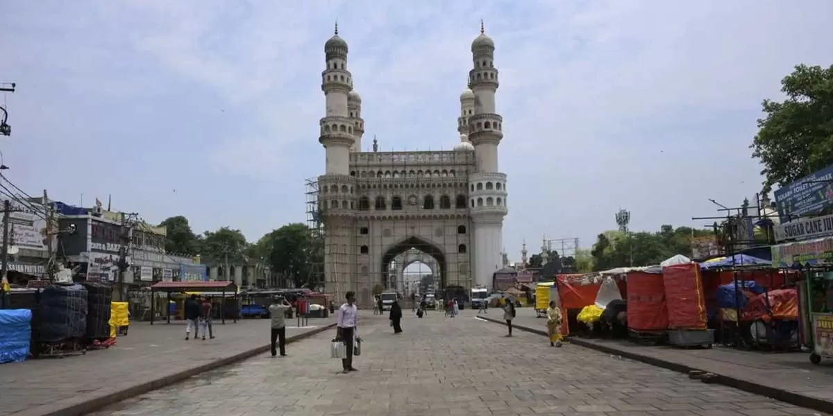 Hyderabad's joint capital status ends, Andhra's buildings uncertain