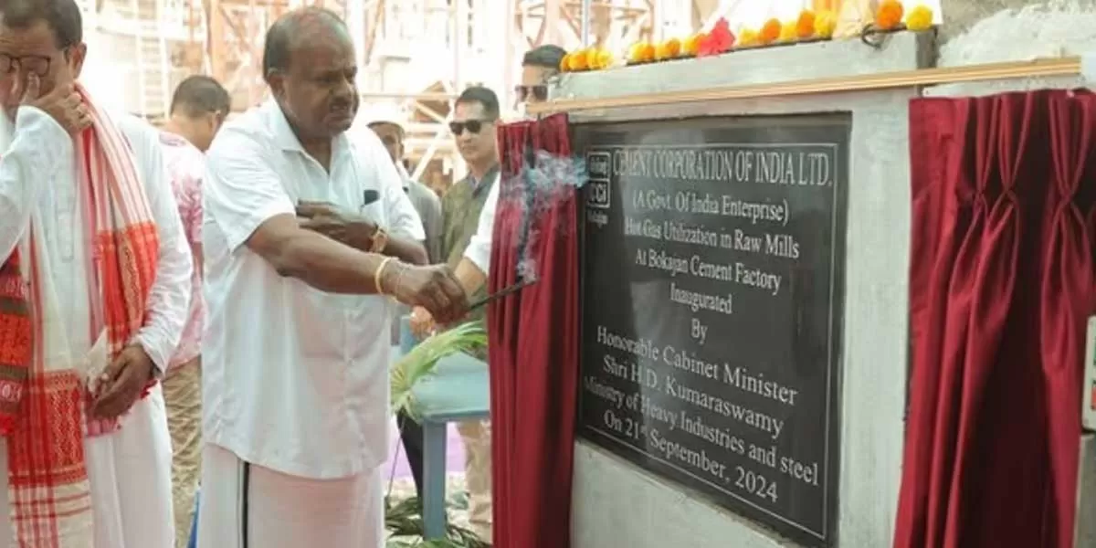 Kumaraswamy Inaugurates Hot Gas Project