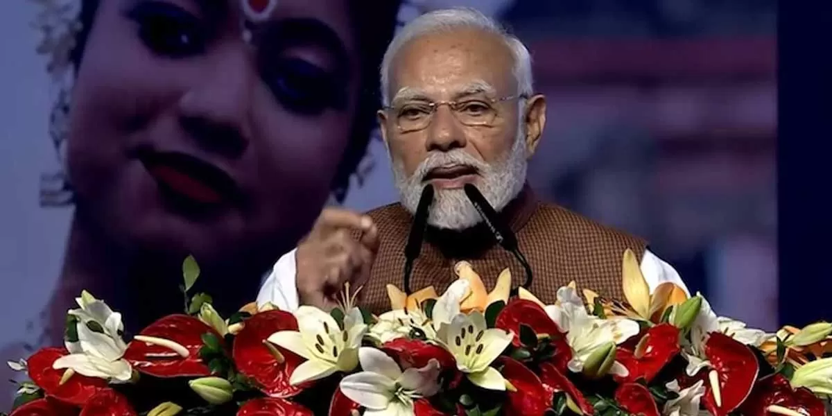 PM Modi Unveils Pravasi Bharatiya Divas and Pravasi Bharatiya Express