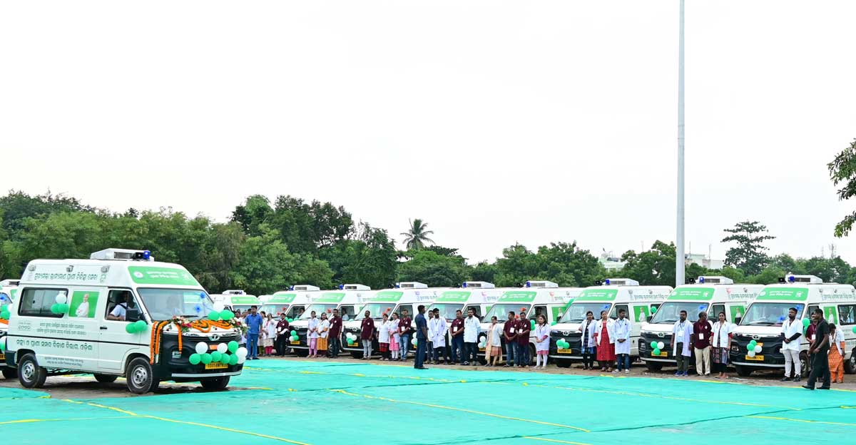 Tata Motors delivers 181 Winger veterinary vans to Odisha