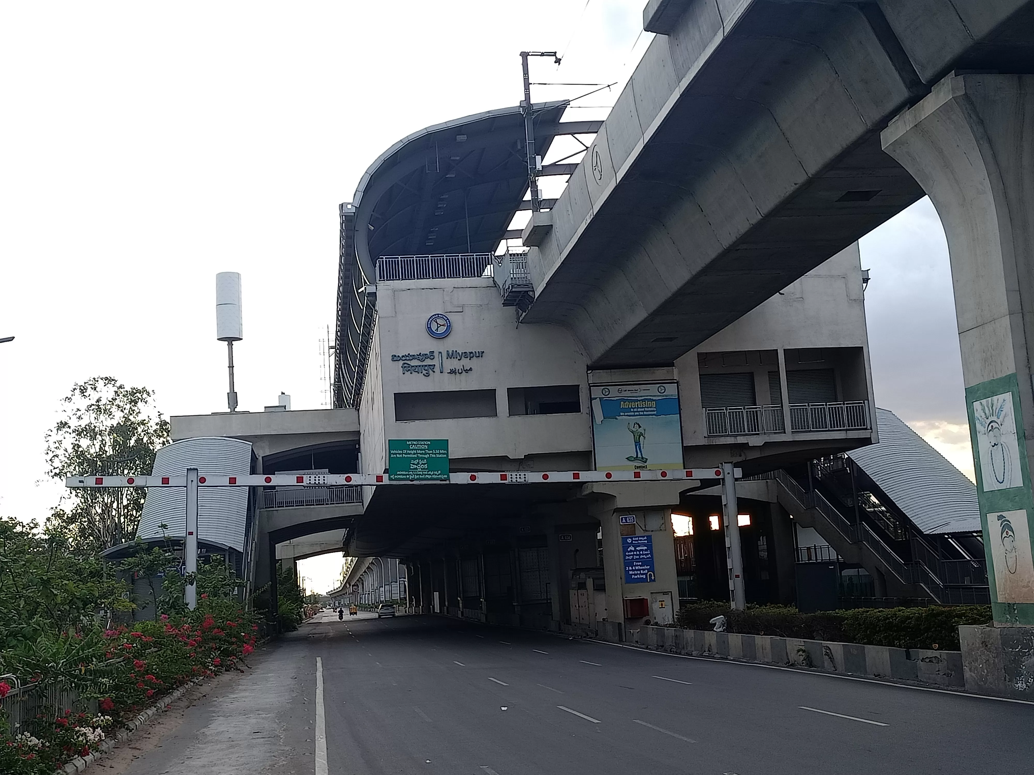 L&T Metro Rail implements parking fees at Nagole and Miyapur stations