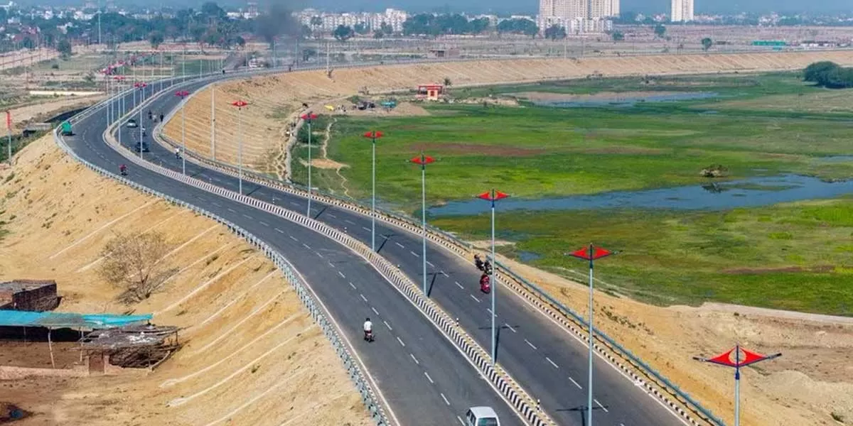 Lko Green Corridor Project Pillar Installation Begins