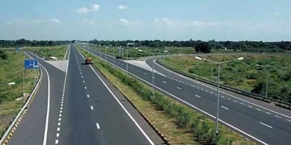 NHAI to Monetise 1,472 km of Highways in FY26