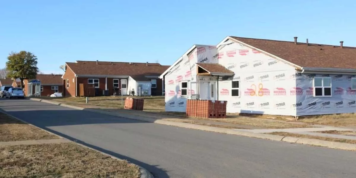 Kentucky governor to build 953 rental houses