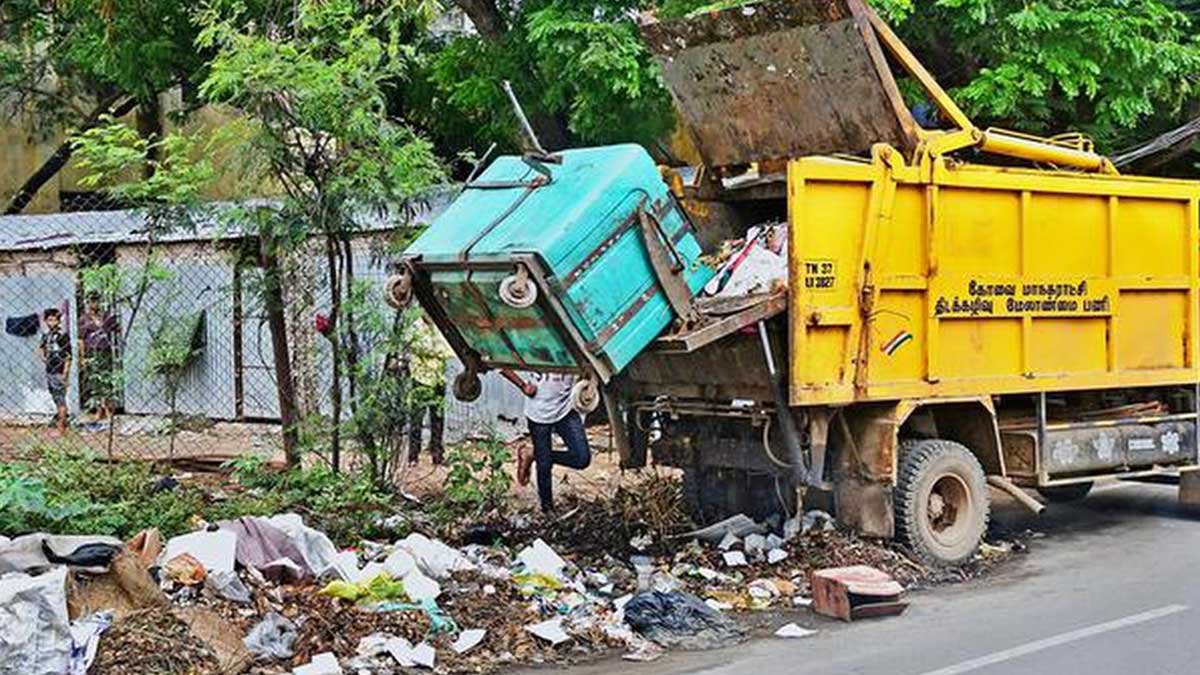 Coimbatore: Overloaded truck causes road to cave in at flower market