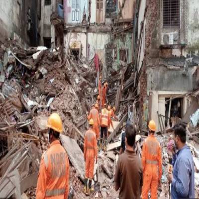 2 buildings collapse after heavy rains in Mumbai, many feared trapped; rescue ops underway