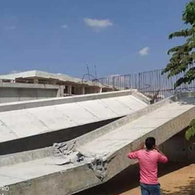 An?under construction flyover?between?new?KSRTC Bus stand and NR Circle in?Hassan,?collapsed?on Thursday.?